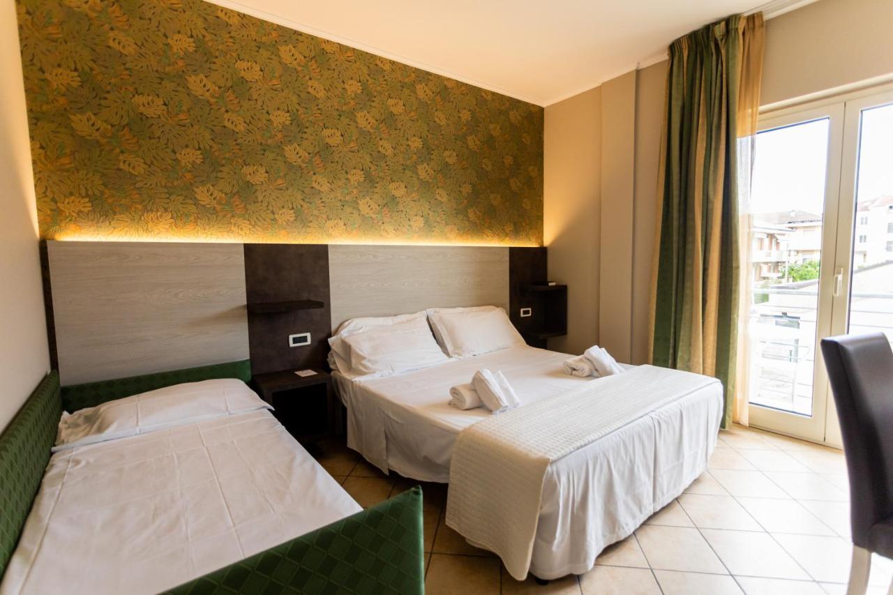 Hotel Prestige Montesilvano Marina Esterno foto