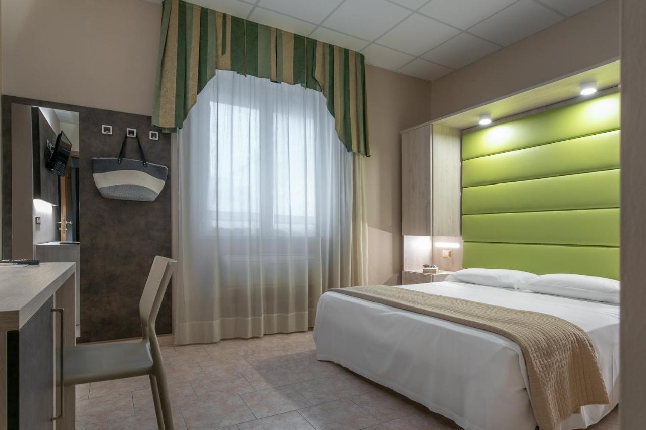 Hotel Prestige Montesilvano Marina Esterno foto