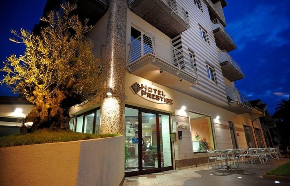 Hotel Prestige Montesilvano Marina Esterno foto