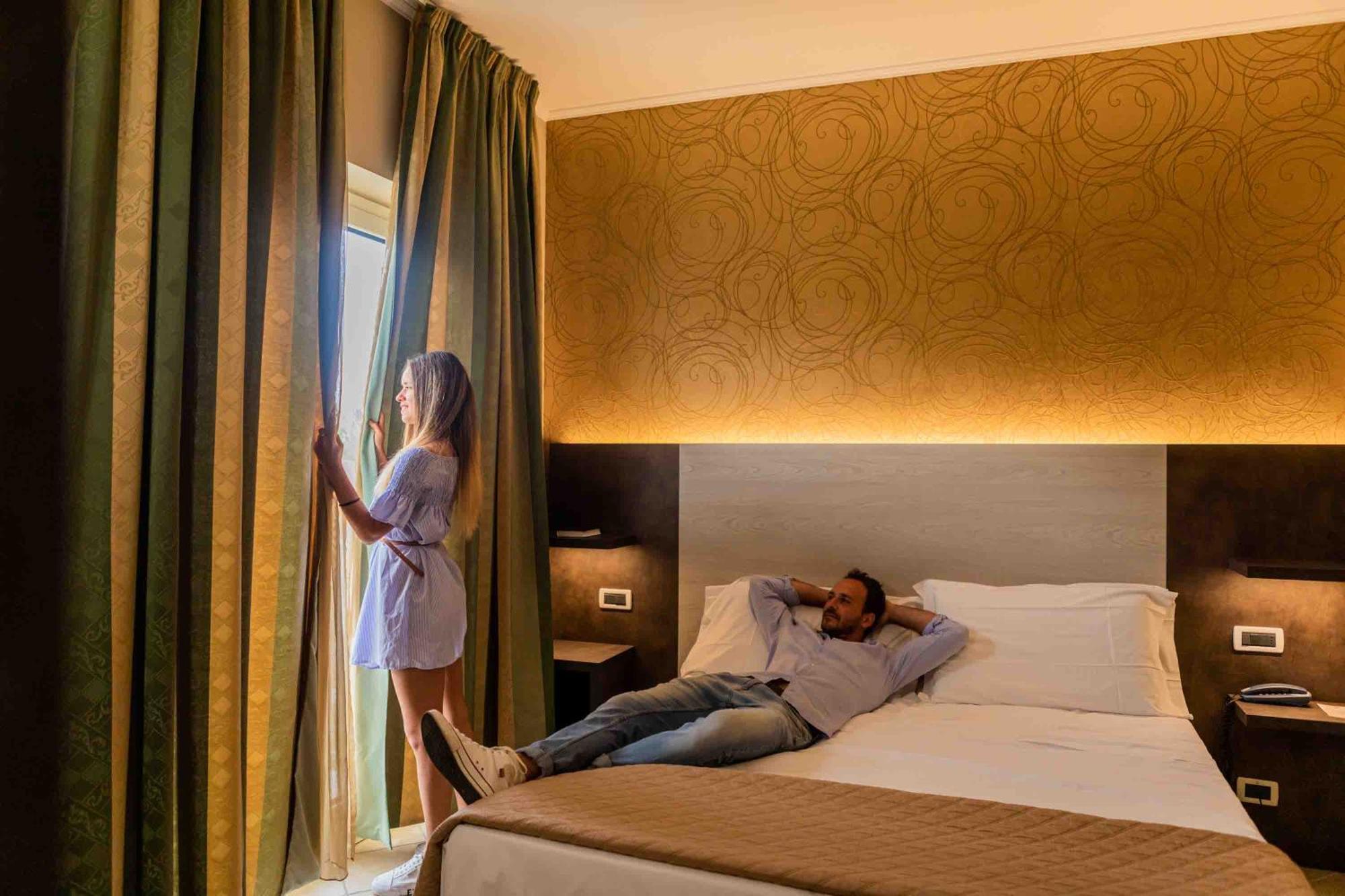 Hotel Prestige Montesilvano Marina Esterno foto